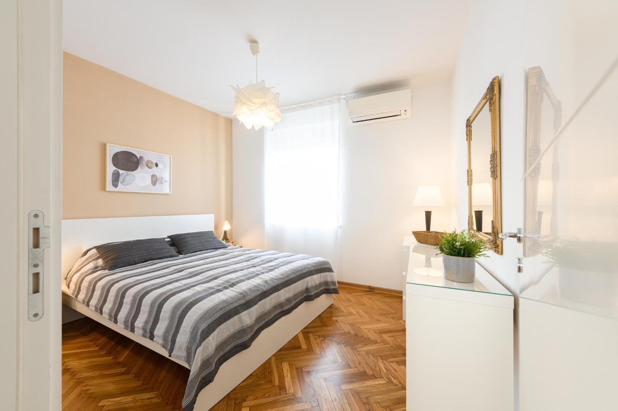 Knez Apartman Belgrade Exterior photo